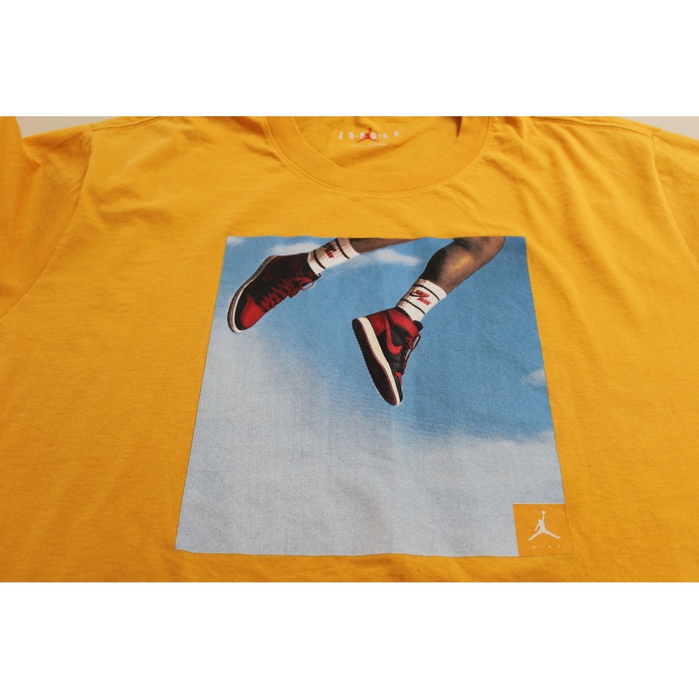 Air Jordan T-Shirt Mens XXL Yellow Jumpman Flight Graphic‎ Tee